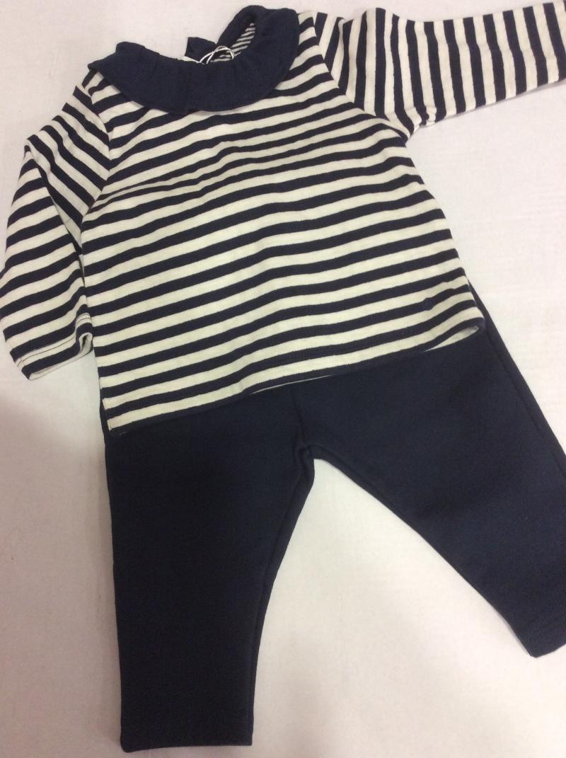 Blouse fille rayures 33€ pantalon molleton 33€. Petit Bateau